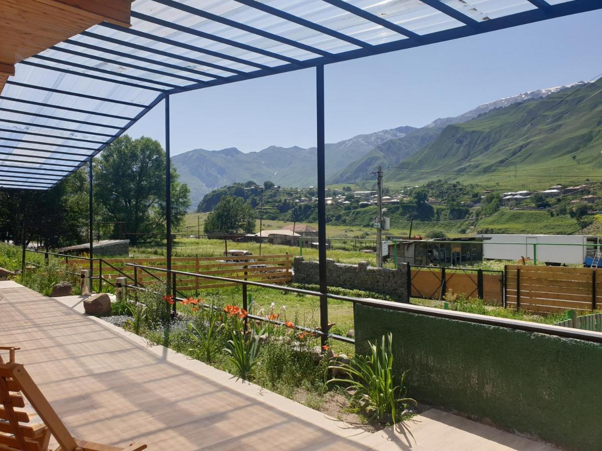 Hotel Tornisa Kazbegi Екстер'єр фото